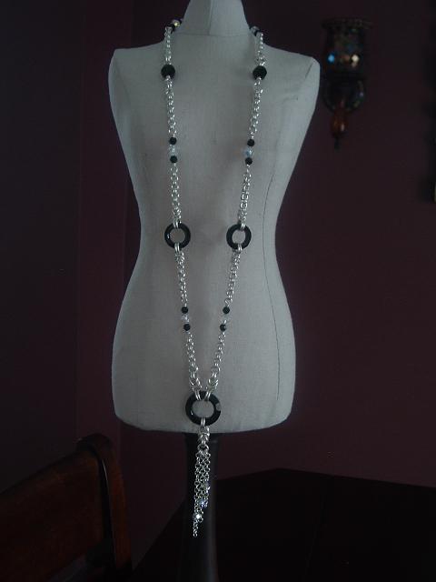 3 crystal rings Necklace