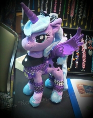 Princess Luna in custom armor