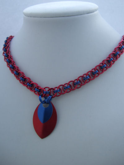Helm necklace in red and blue